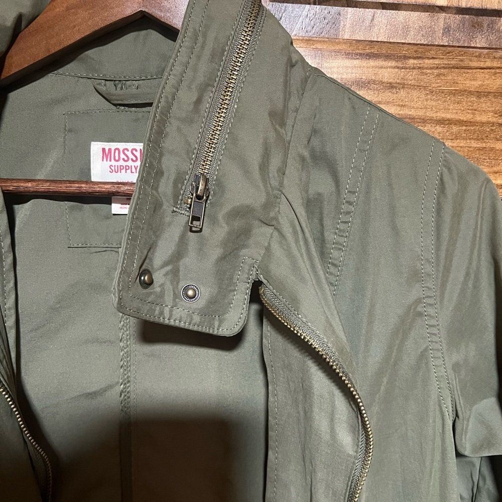 Mossimo Supply Co. longline lightweight jacket, olive/gold hardware, medium - Picture 8 of 14